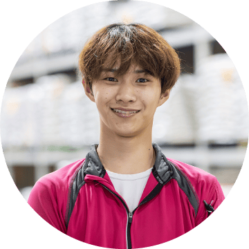 給料もしっかりいただけるので周りの友達にも驚かれます